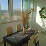 Denise ヴィラ *